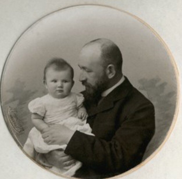 А.Д.Самарин с дочерью Лизой, 1905 год. (Фотографии из семейного архива). 

