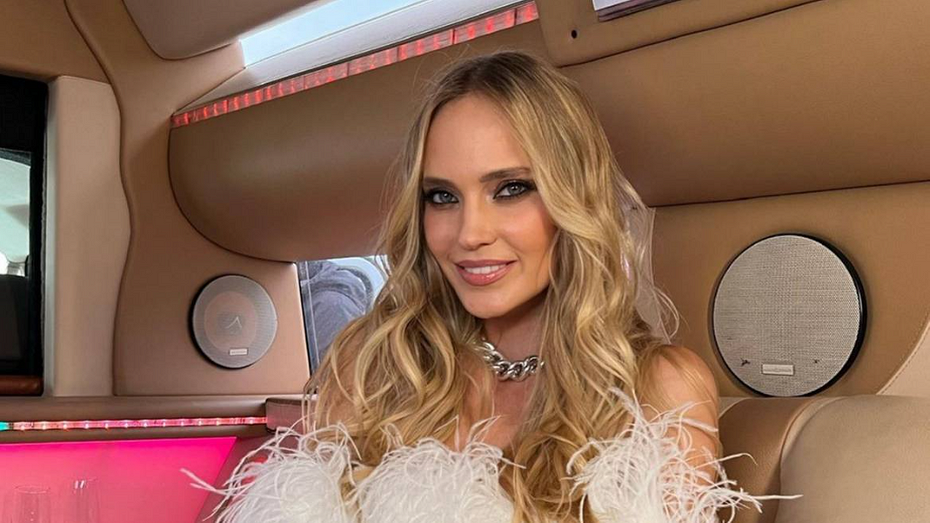     Источник здесь и далее: Соцсети