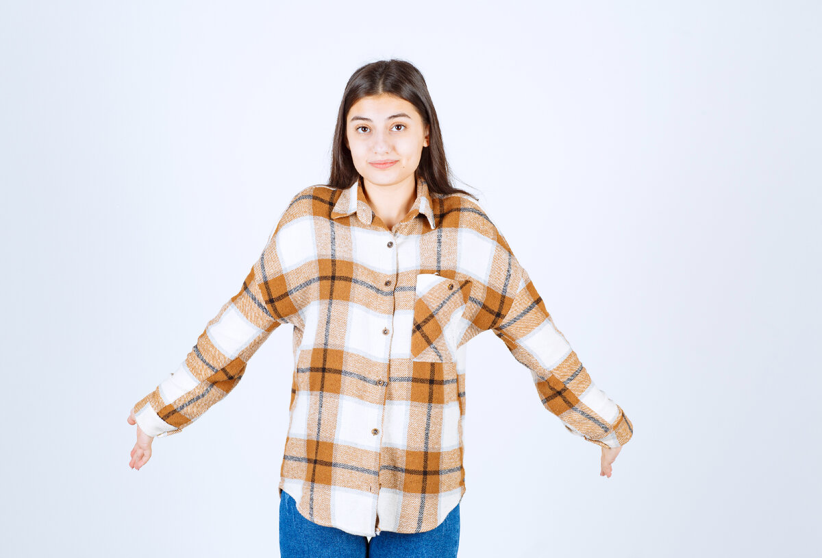 <a href="https://ru.freepik.com/free-photo/young-beautiful-girl-in-casual-outfit-trying-to-understand-something_16224219.htm#page=2&query=%D0%BD%D0%B5%D1%83%D0%B2%D0%B5%D1%80%D0%B5%D0%BD%D0%BD%D0%BE%D1%81%D1%82%D1%8C&position=16&from_view=search&track=sph">Изображение от Racool_studio</a> на Freepik