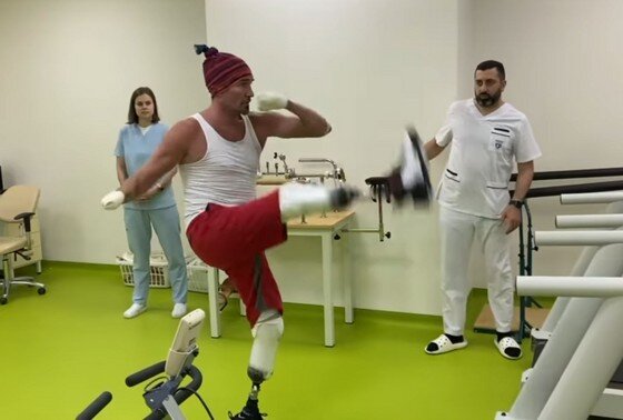    Роман Костомаров