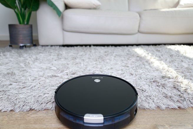    М.Видео-Эльдорадо: 48% владельцев роботов-пылесосов используют его каждый день