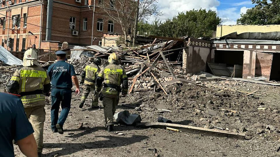 Фото: @golubev_vu📷Взрыв произошел в центре Таганрога у кафе «Чехов сад»