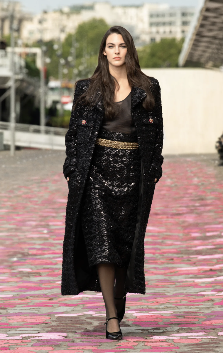 https://www.chanel.com/ru/haute-couture/fall-winter-2023-24/
