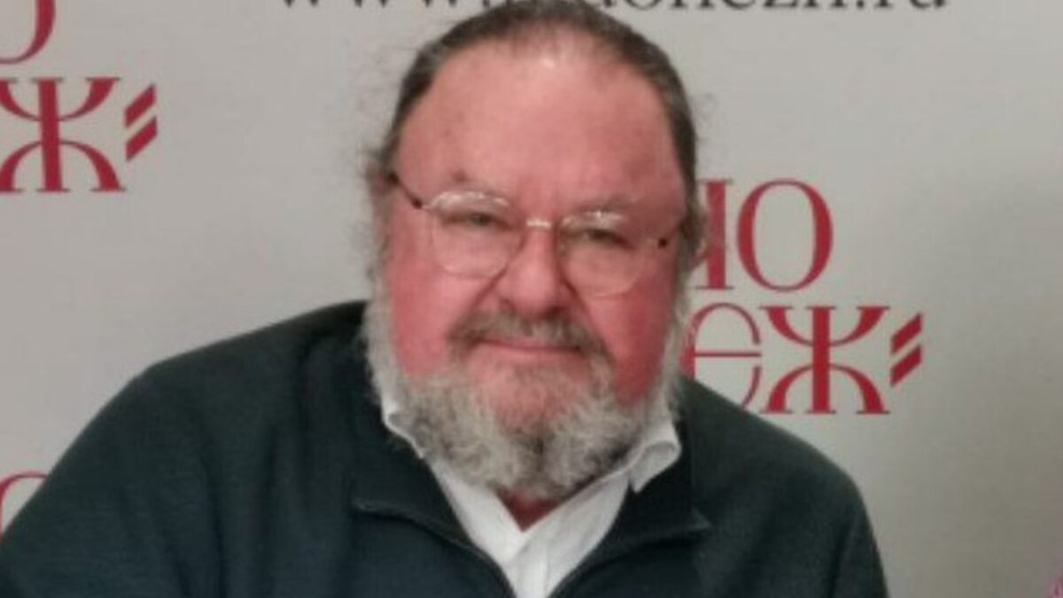     Директора православного радио «Радонеж» Евгения Никифорова (на фото) подвергли резкой критике за его высказывания в эфире телеканала «Спас». Сама программа вышла еще весной, но резонансной стала только сейчас. В ней спикер призывает сжигать и резать глотки украинцам по ветхозаветным канонам (ВИДЕО).