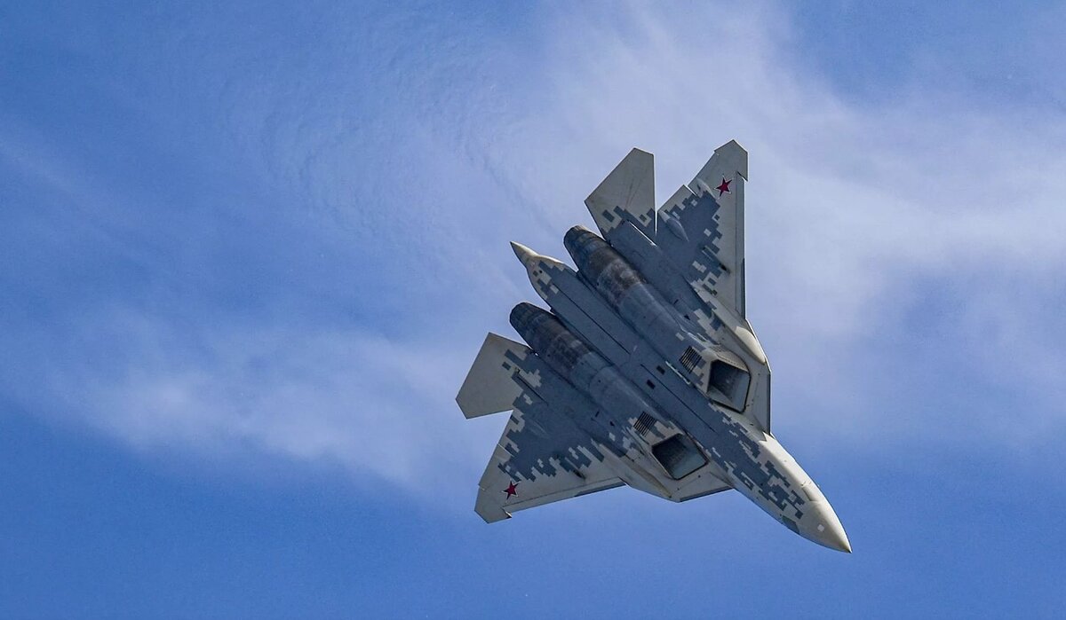 Великолепные новости для российской авиации! Недавно компания-разработчик ГосМКБ «Вымпел» анонсировала создание ракет малой дальности нового поколения РВВ-МД2 для истребителей Су-57.