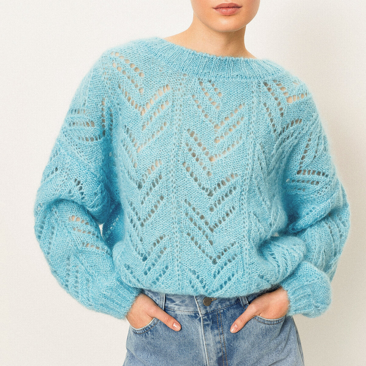 Мохеровый джемпер с ажурной текстурой