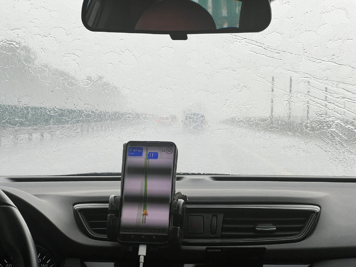 К морю по М4-Дон: ночлег, объявления по Крымскому мосту. Едем по трассе ...