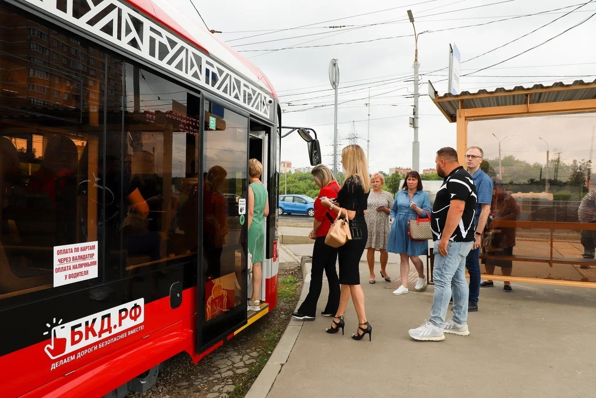 Тульский транспорт может постепенно перейти на работу в режиме входа  пассажиров во все двери | ПАНТОГРАФ | Дзен