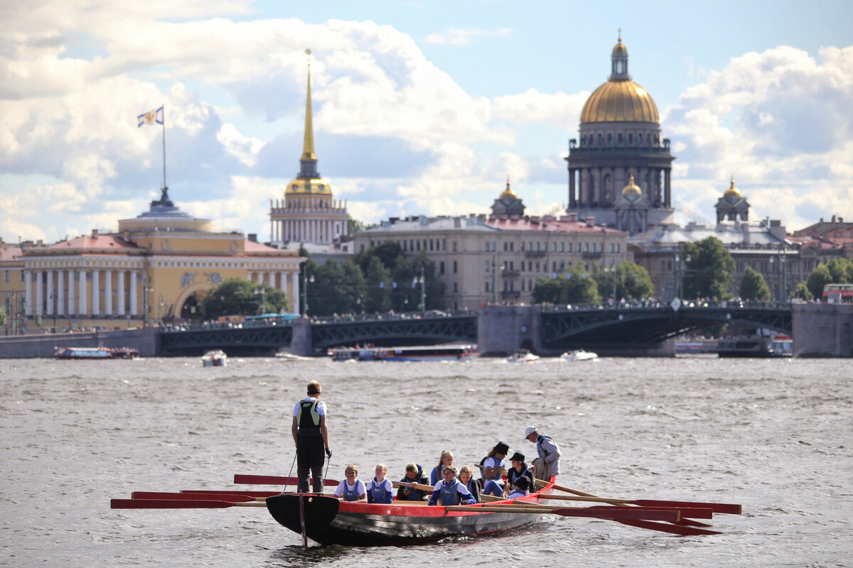 Санкт петербург август конец