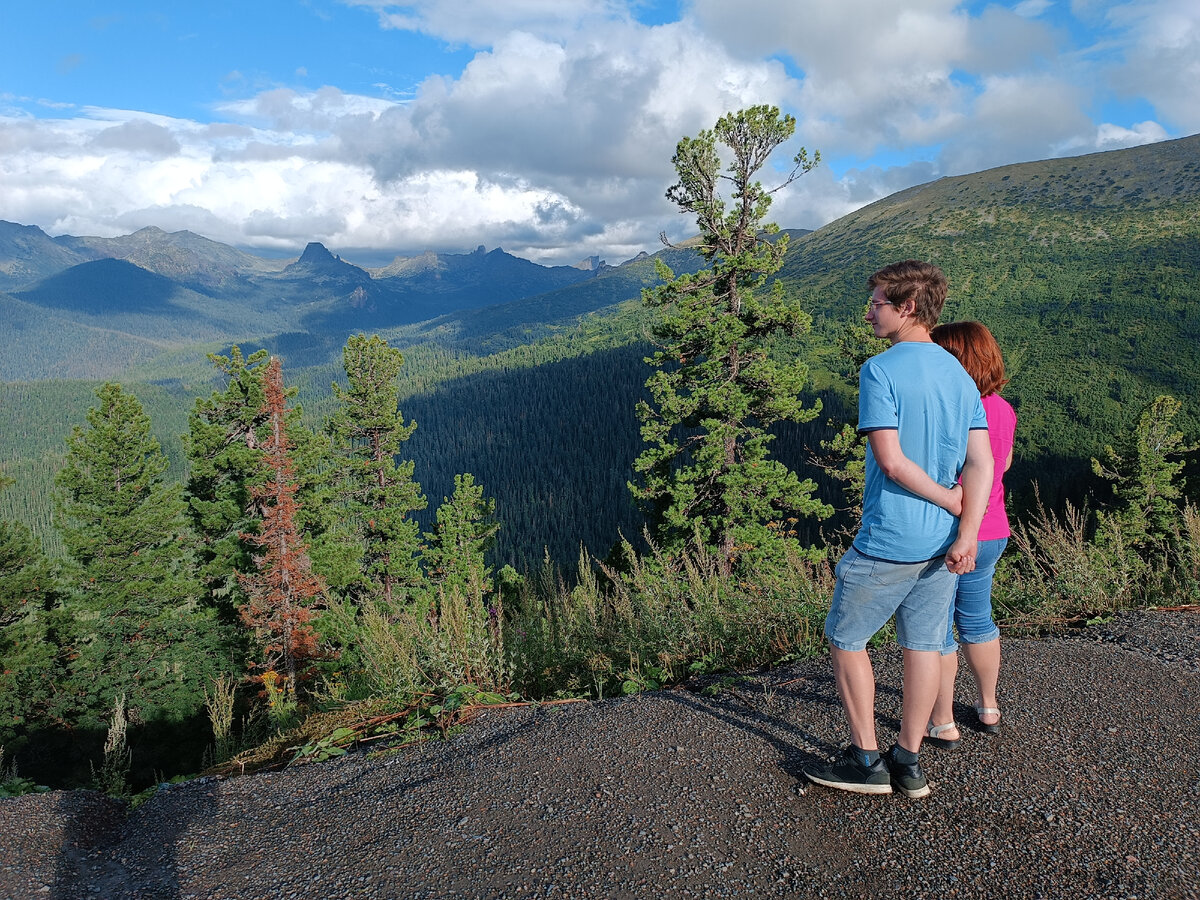 Здесь можно стоять долго и любоваться пейзажем бесконечно