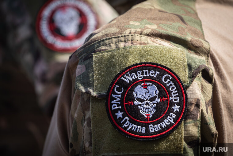    Курганцам помогают вступить в ЧВК «Вагнер», чтобы отправить служить в Африку