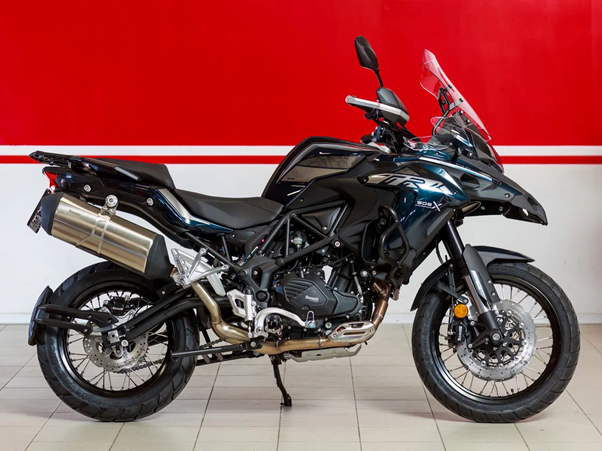 Benelli TRK 502 X. На выбор четыре цвета
