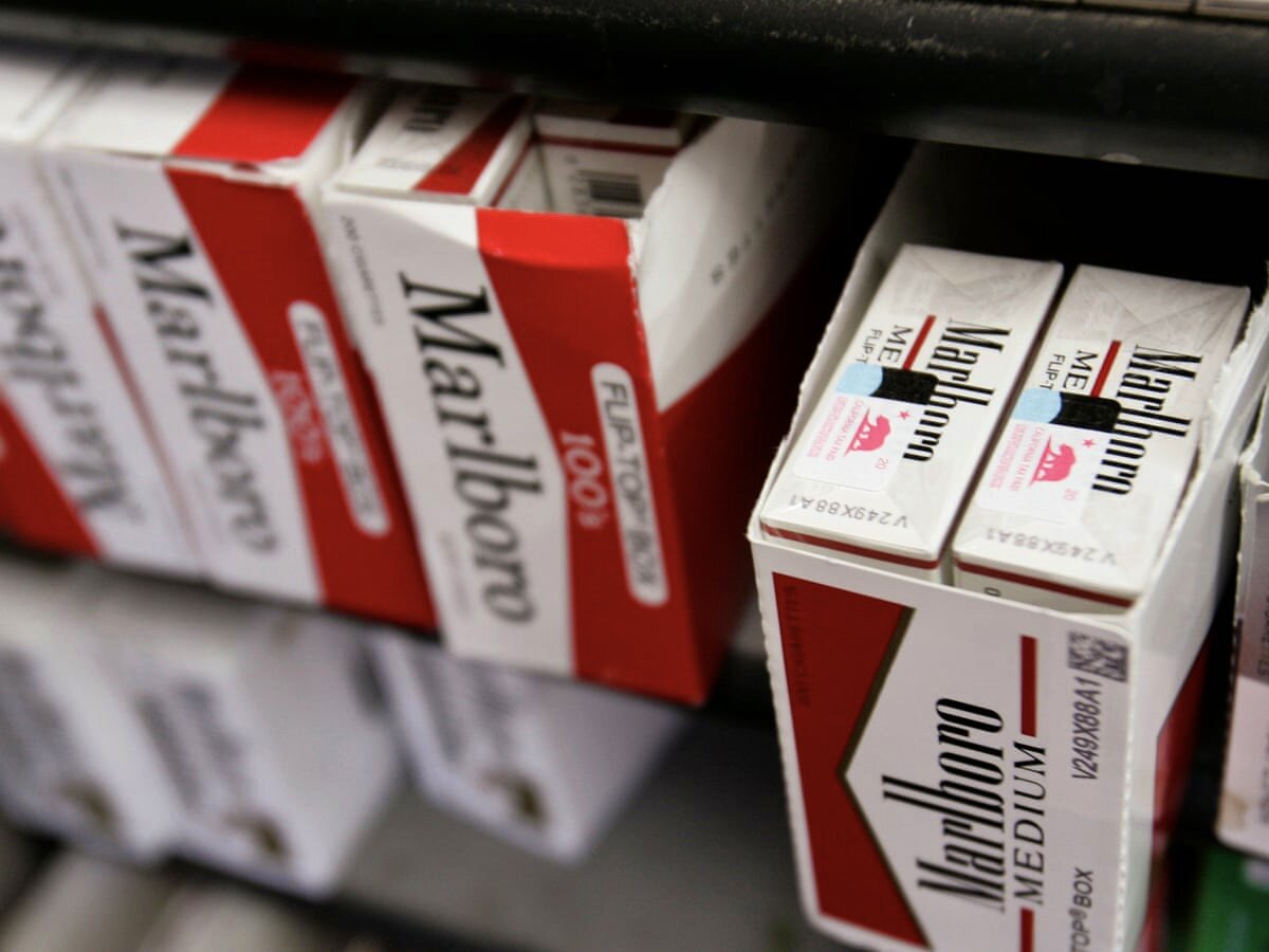 Marlboro Philip Morris. Сигаретный дистрибьютор. Marlboro 420. Поддельный Мальборо.