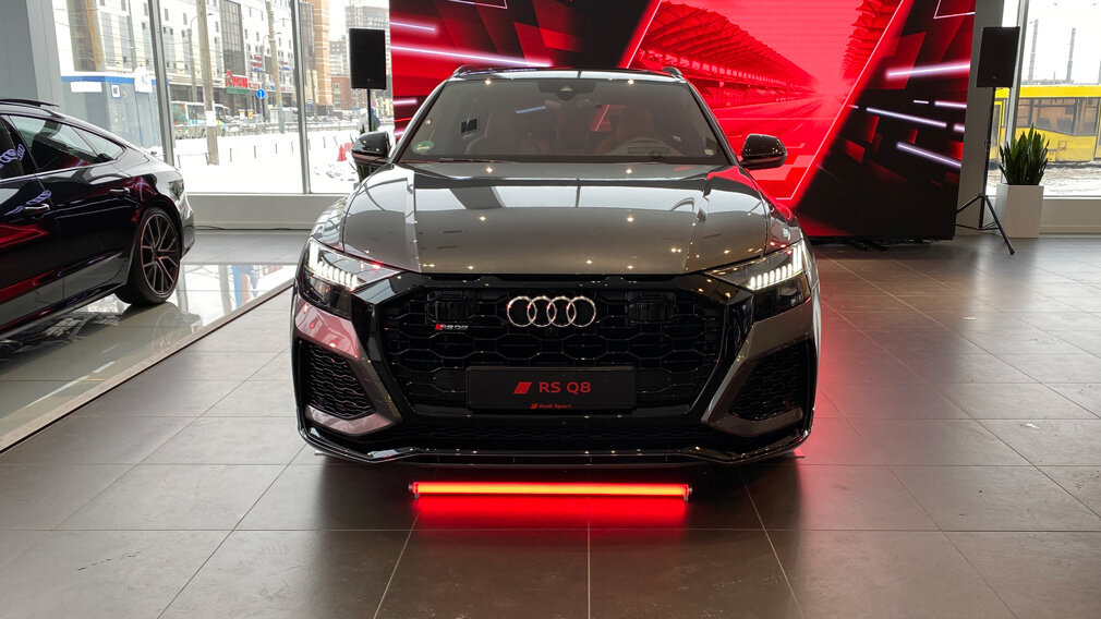 Audi RS Q8