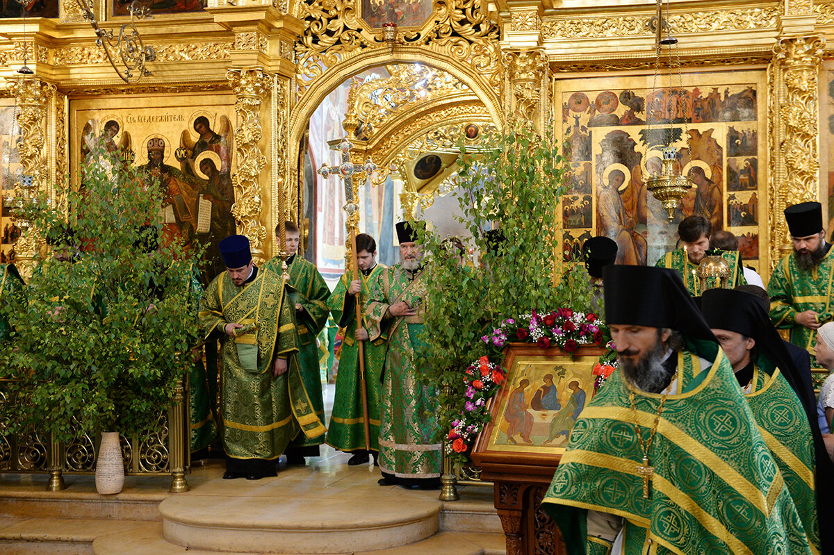 служба в православном храме