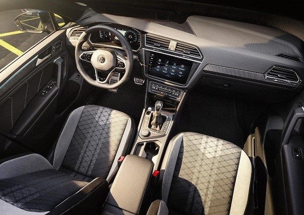 Каталог расходников для ТО на сайте: https://dvizhcom.ru/auto/VW1330/