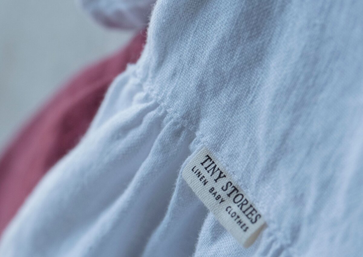 *на фото детская льняная одежда Tiny Stories Linen Baby Clothes