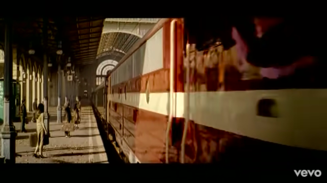 Кадр из клипа Sarah Connor – From Sara with love