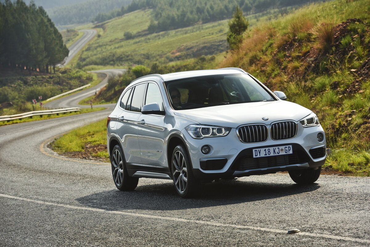 С какого года выпускают bmw x1