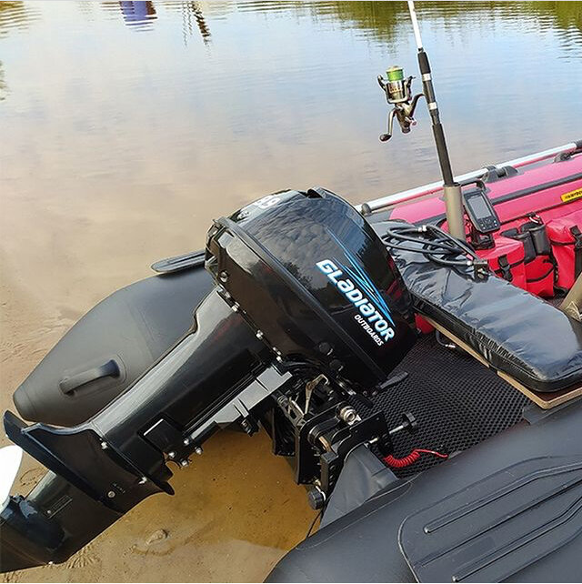 Новенький на фото