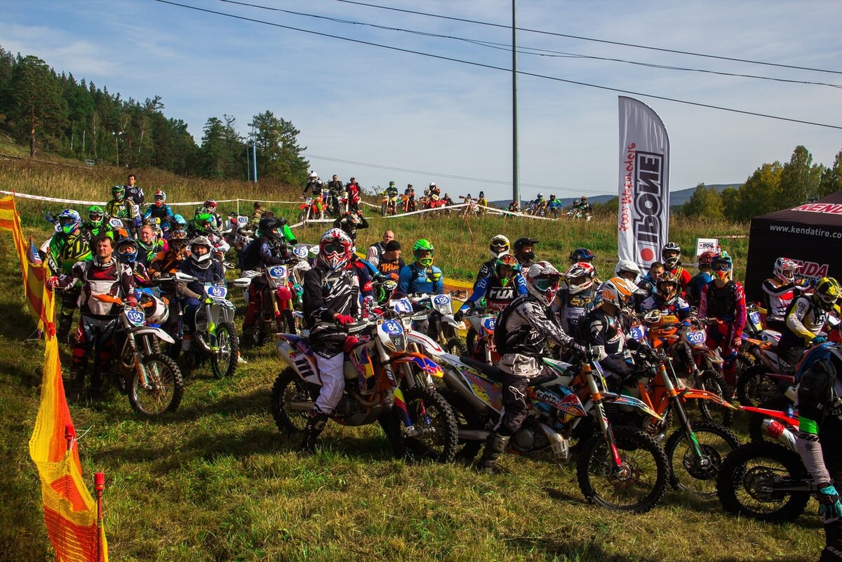 Не важно на каком ты мотоцикле. Хватит ли у тебя навыков доехать до финиша. Потому что здесь всё зависит по большей части от тебя.