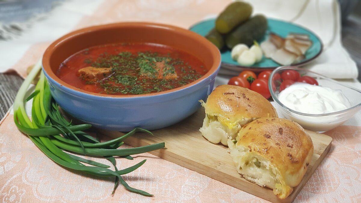 чесночные пампушки - отличное дополнение к борщу