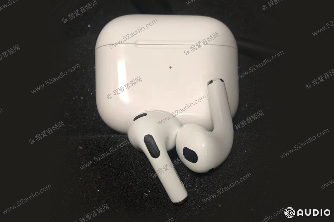 Просочившееся изображение утверждает, что это AirPods 3.