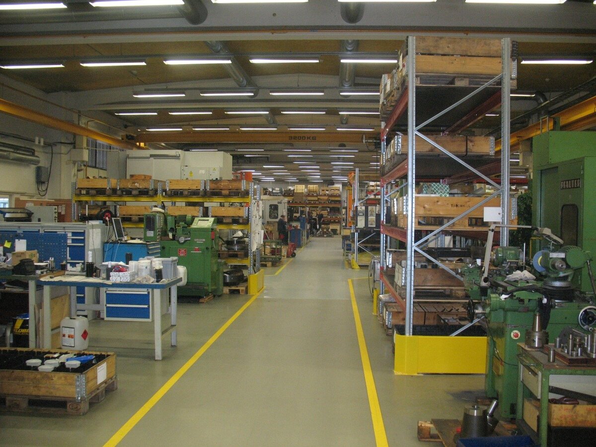 Производственный цех предприятия Tasowheel г. Тампере, фото автора