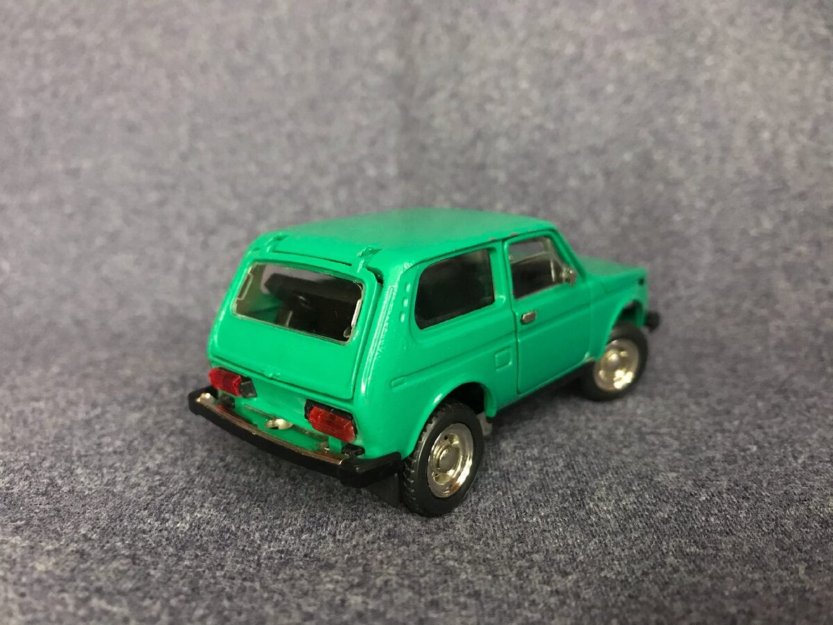 Тяжелая судьба номерной модели Нивы 2121 из СССР: нашли - разбили ...