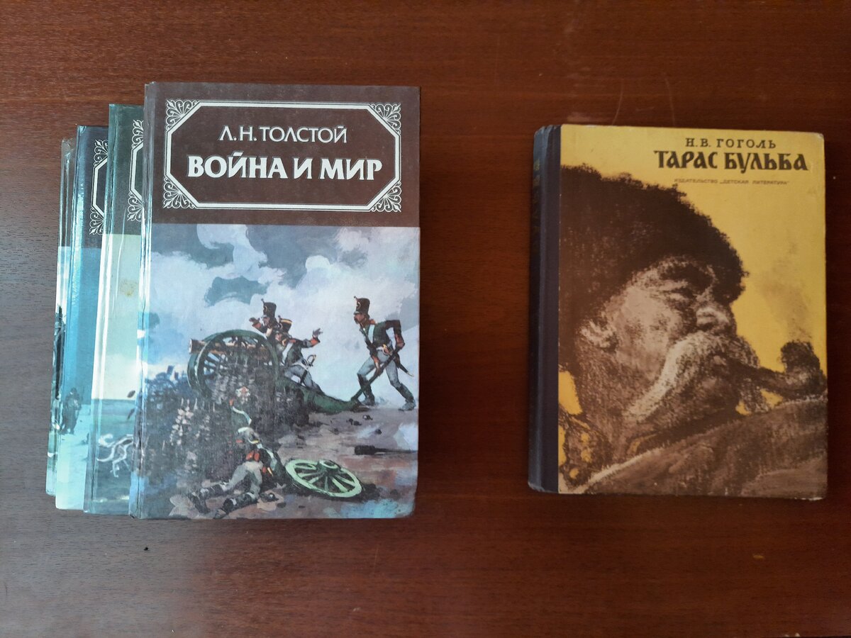 Оба произведения — цельные и законченные. Объём — как видите.
