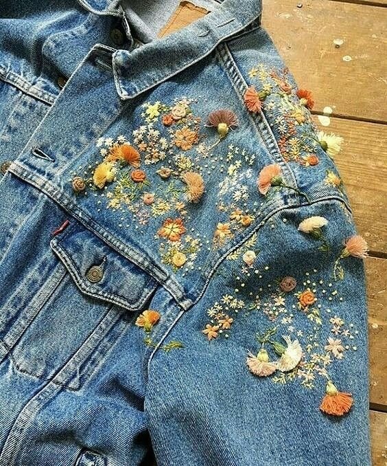 Как можно украсить джинсовую куртку кружевом (с фото)