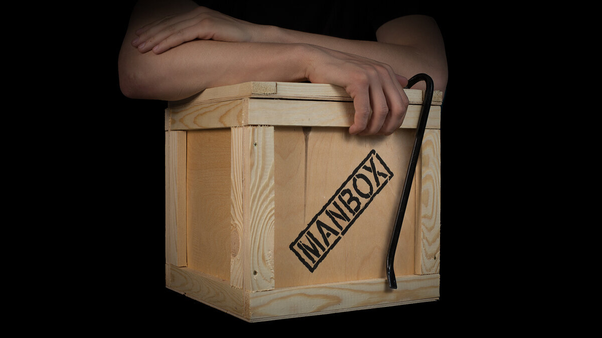 Деревянный ящик и в хозяйстве хорош, и в саду-огороде