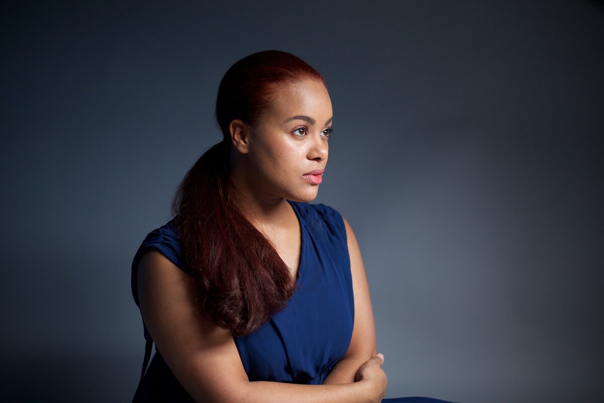 Источник фото https://pixabay.com/photos/girl-woman-portrait-model-hair-5237508/