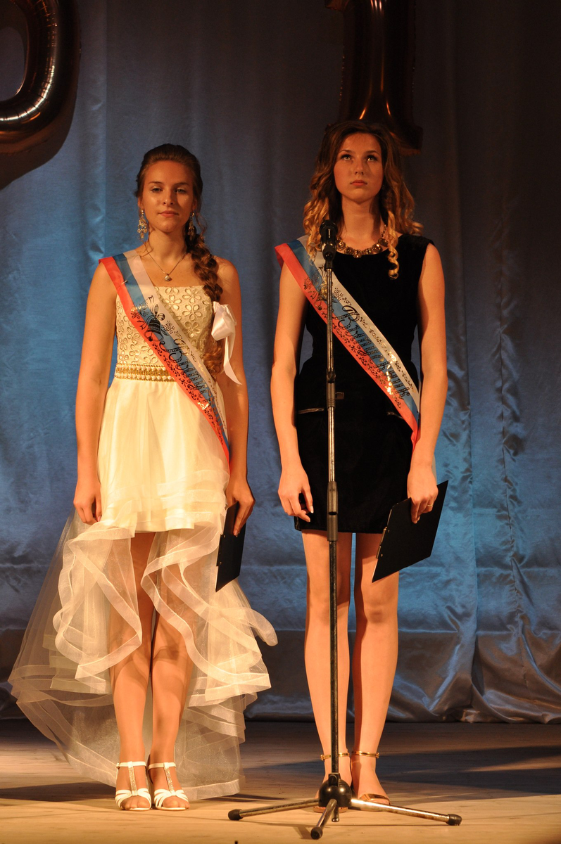 Фото с того самого выпускного. Не самое удачное, но очень атмосферное.