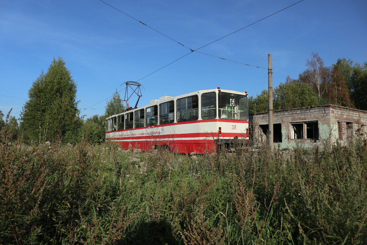 Трамвай Нижнего Тагила. Вагоны - новые, пути - старые