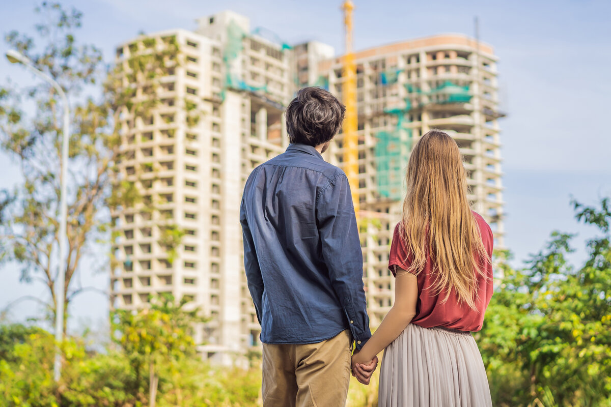 Смотрите на окружение дома при выборе новостройки. Через 2-3 года после заселения «бетонные джунгли» начнут раздражать.