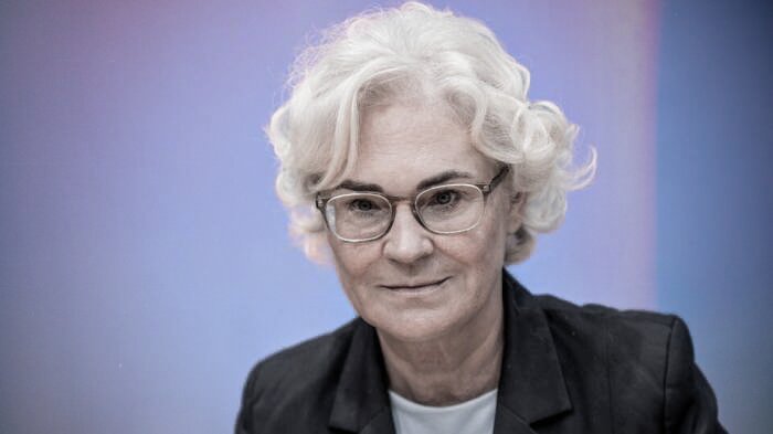 Министр обороны ФРГ Кристина Ламбрехт