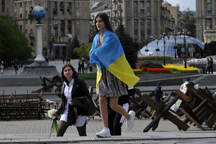 «Уже после распада СССР Украине давали кредиты, газ, инвестиции в их банки, бизнесы и так далее. Эти ресурсы в них вкладывались, но они тратили их на развитие и укрепление своей украинской незалежности во всех отношениях». Фото: © Sergei Chuzavkov / Keystone Press Agency / www.globallookpress.com