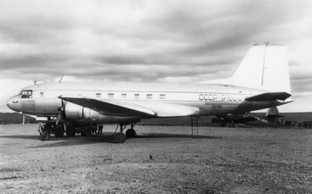 Ил-14М СССР-91600 Чукотский национальный округ, Анадырь, 1959 год. Фотография из фондов Магаданского областного краеведческого музея
