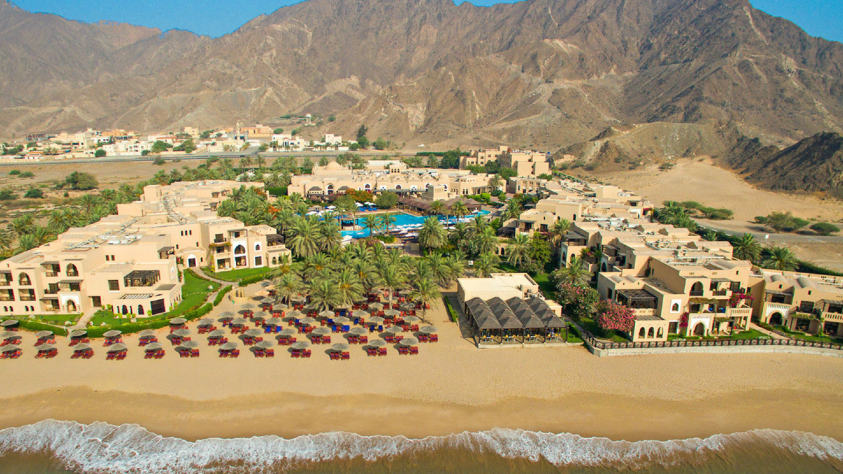 Иберотель Мирамар Фуджейра. Miramar al Aqah Beach Resort 5*. Miramar al Aqah Fujairah. Отель Мирамар Дубай.