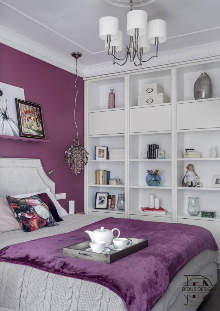 Нескучный интерьер на 50 кв.м. Классика и насыщеные цвета в яркой двушке