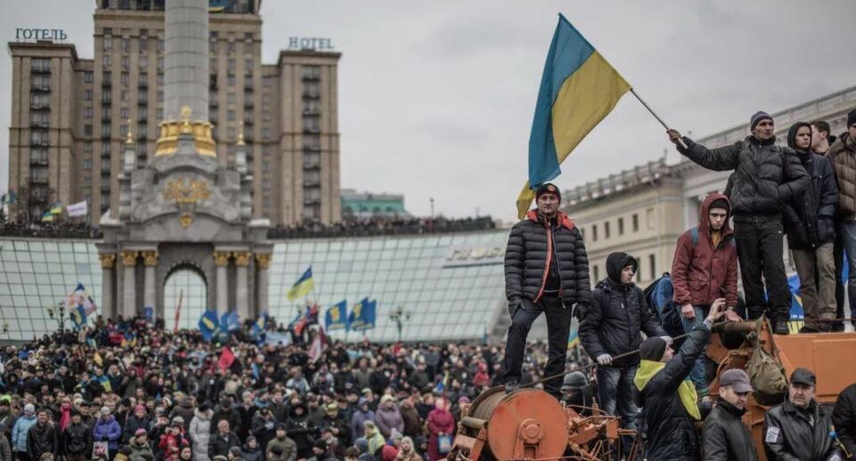 Сторонники Евромайдана, 2014 год📷
