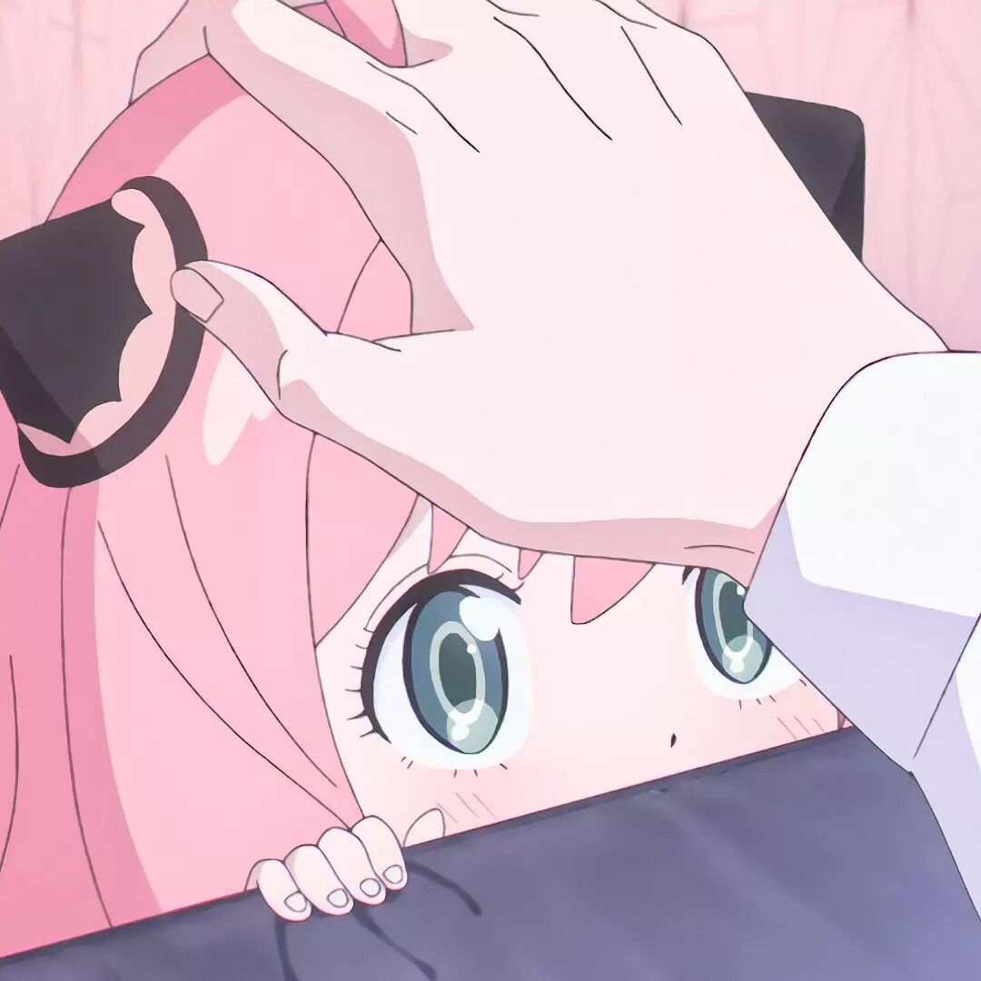 снова кадр из "Семьи Шпиона