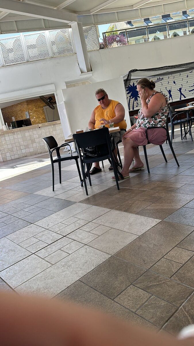 Немецкая пара в отеле