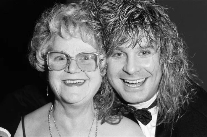 Оззи и его мать