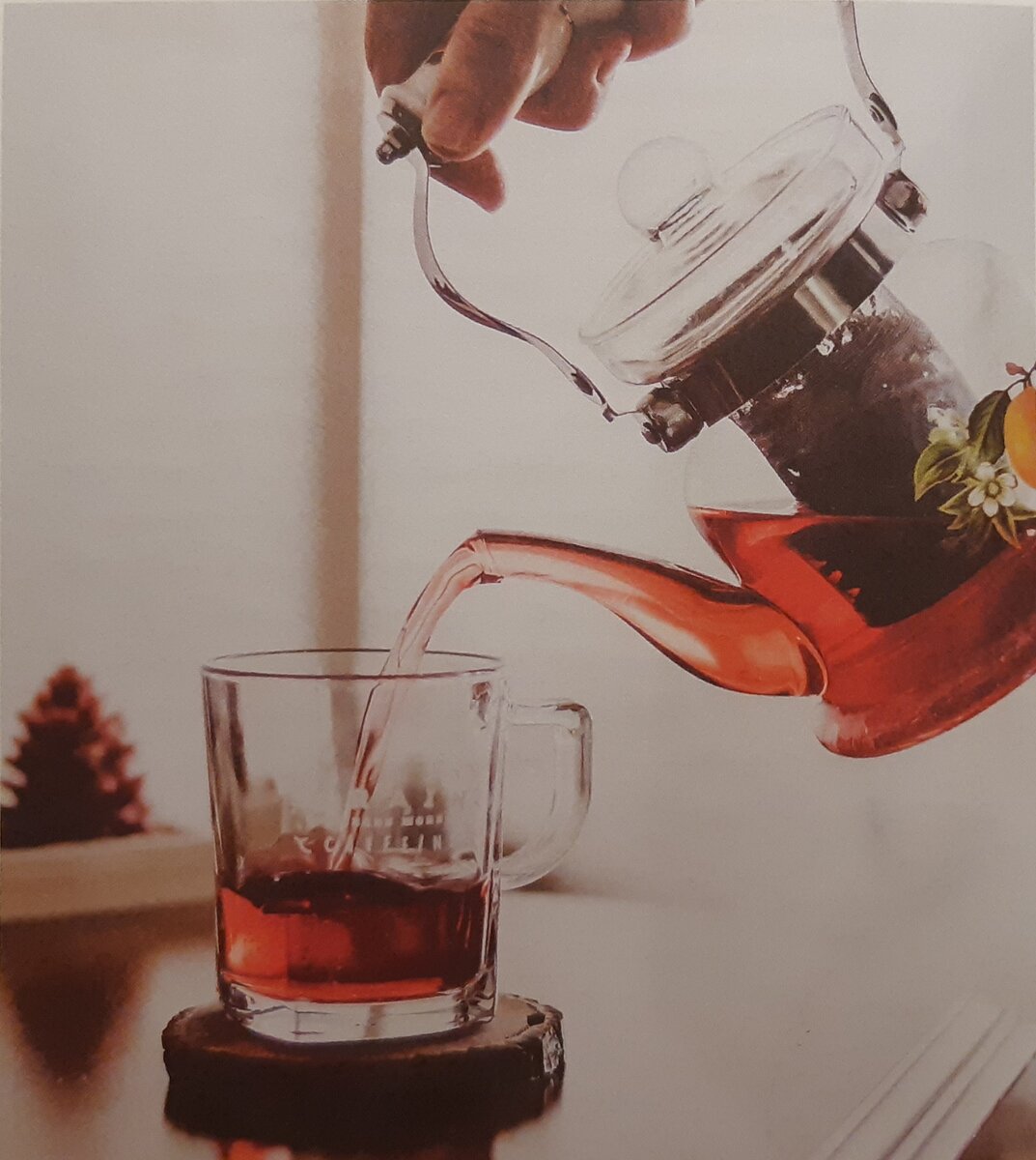 Посиделки с друзьями за чаем - что может быть уютнее!