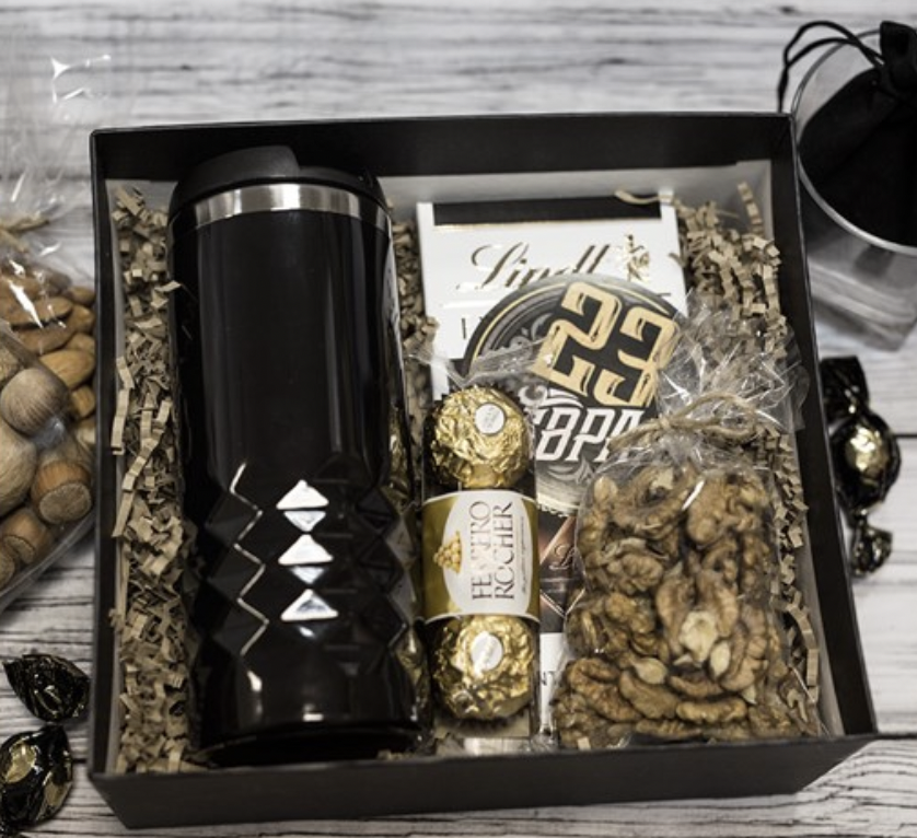 Подарочный бокс «Премиум Black», 1899 руб.