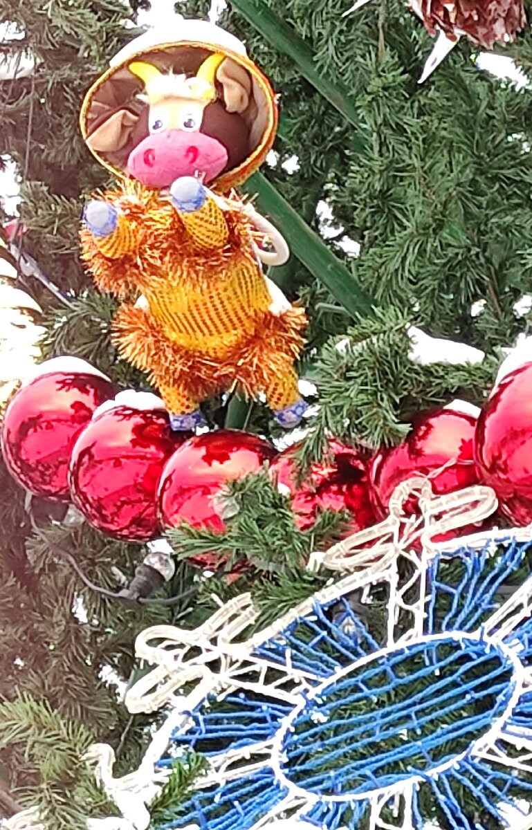 Бычок- космонавт.