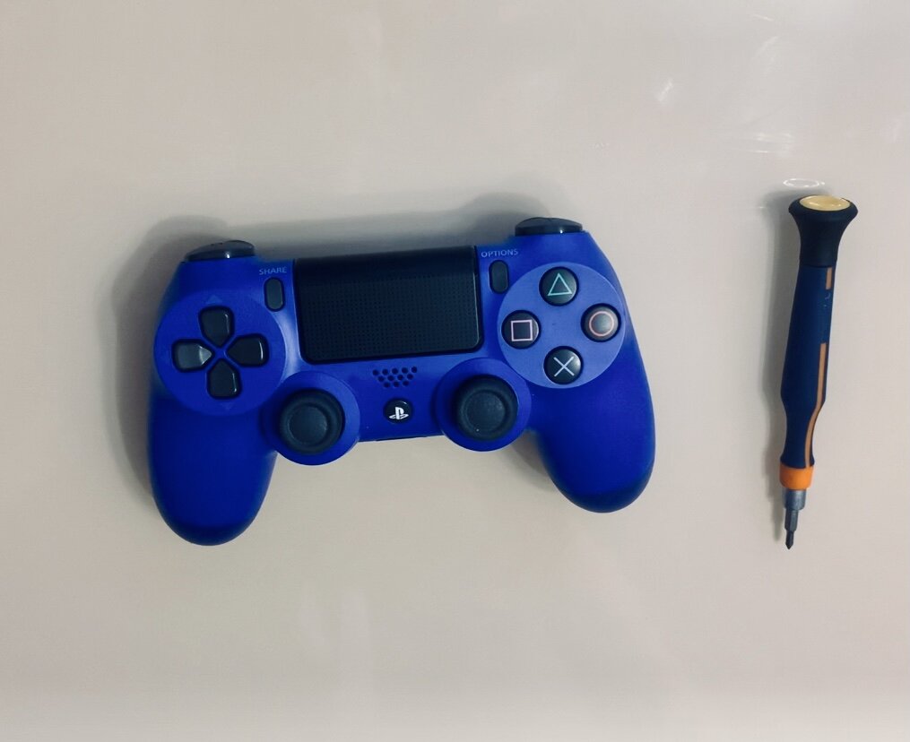 Фотографии вскрытого контроллера DualShock 4 - Shazoo