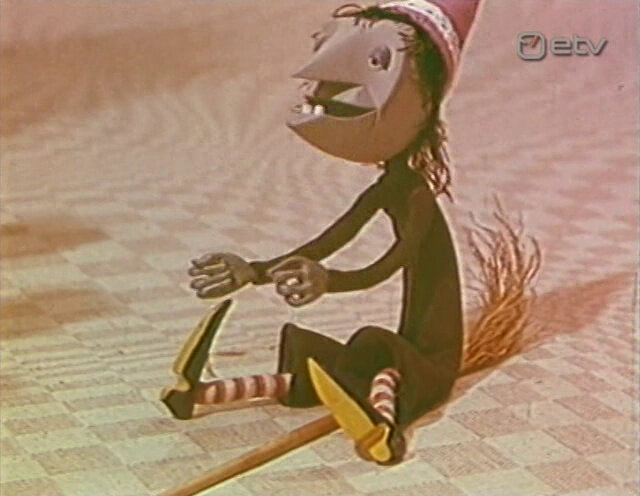 Кадр из мультфильма "Осел, селедка и метла" взят для иллюстрации из Яндекс Картинки.